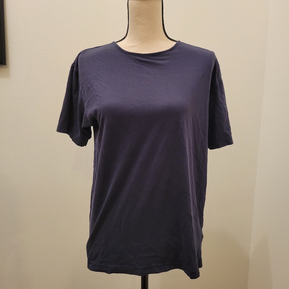 Eddie Bauer navy blue top